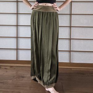 XAS Made in Holland Olive Green long skirt S